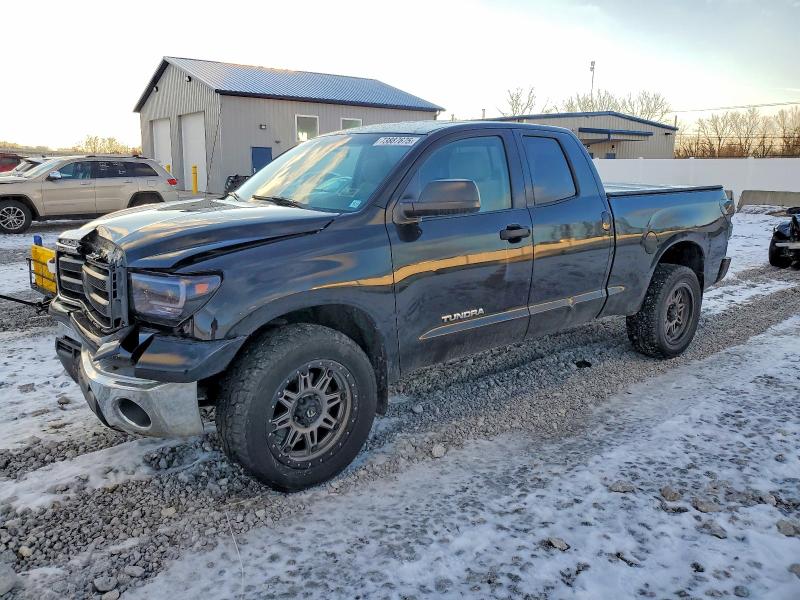 TOYOTA TUNDRA 2011 with VIN 5TFUM5F13BX016237 - Photo from auction