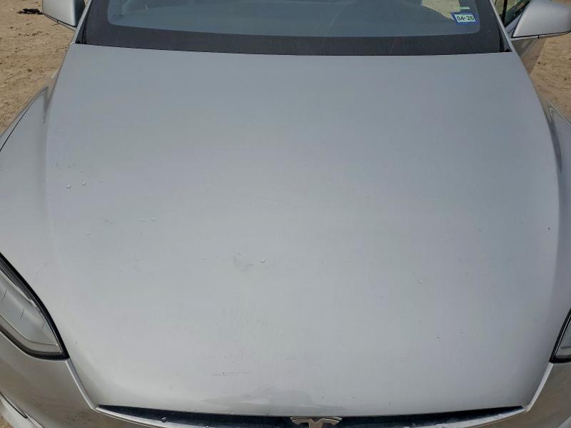 Photo 12 from auction – 2016 TESLA MODEL X with VIN 5YJXCAE22GF021319