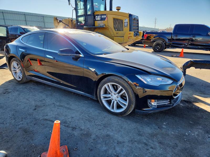 Photo 4 from auction – 2014 TESLA MODEL S with VIN 5YJSA1H17EFP61125