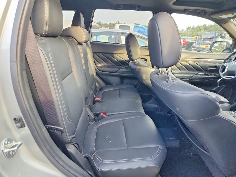 Photo 11 from auction – 2019 MITSUBISHI OUTLANDER with VIN JA4J24A54KZ056337