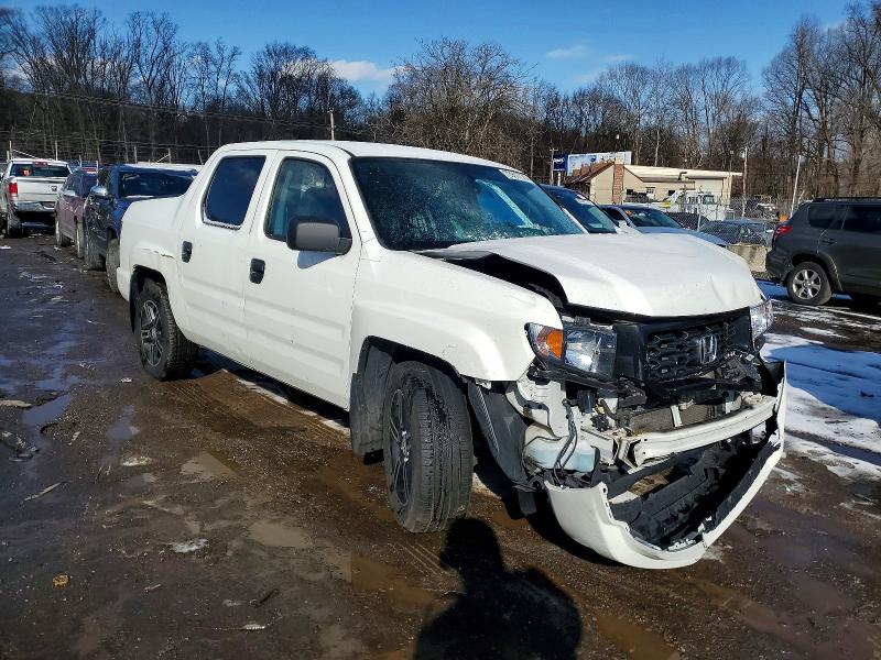 Photo 4 from auction – 2013 HONDA RIDGELINE with VIN 5FPYK1F72DB017775