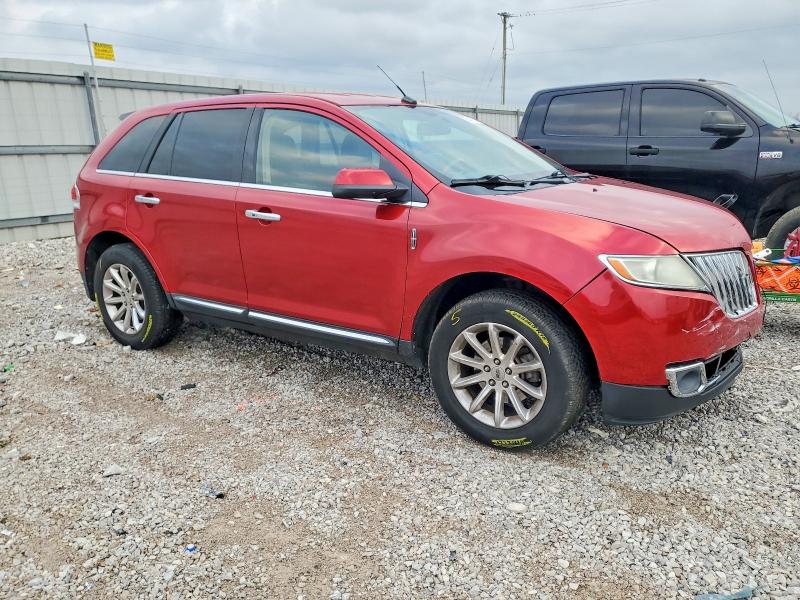 Photo 4 from auction – 2011 LINCOLN MKX with VIN 2LMDJ8JK1BBJ27581