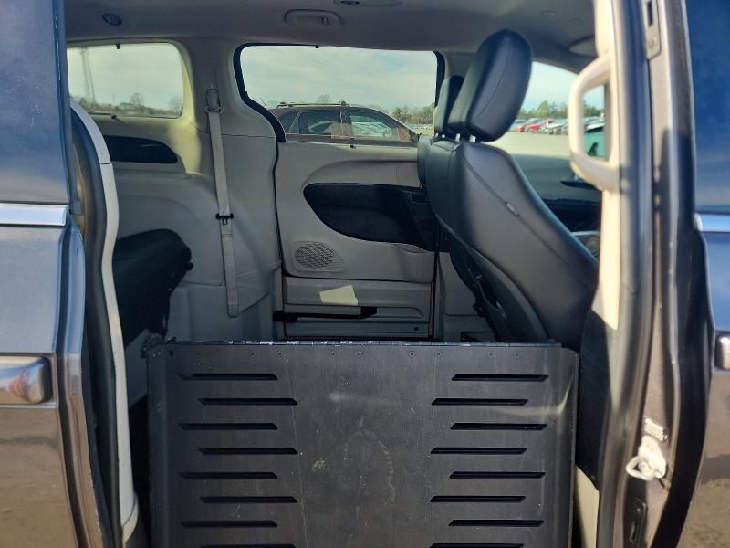 Photo 11 from auction – 2020 CHRYSLER PACIFICA with VIN 2C4RC1BG0LR104948