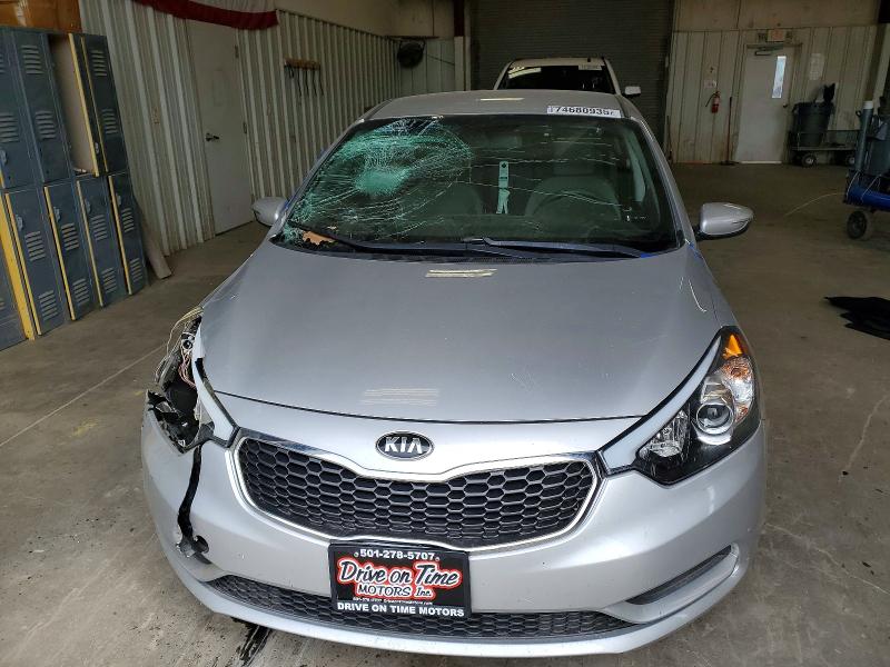 Photo 5 from auction – 2015 KIA FORTE with VIN KNAFX4A64F5382316
