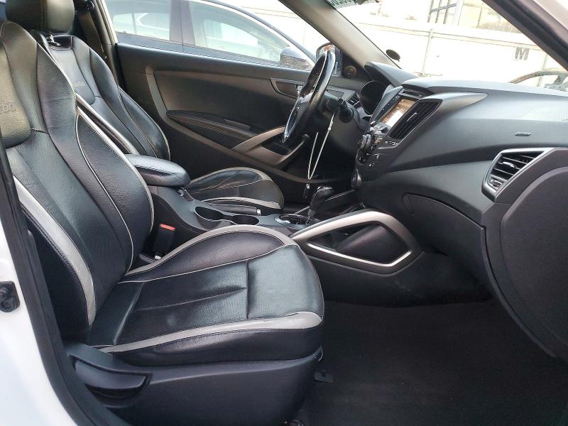 Photo 10 from auction – 2014 HYUNDAI VELOSTER T with VIN KMHTC6AE8EU196086