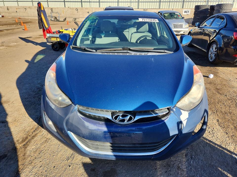 Photo 5 from auction – 2013 HYUNDAI ELANTRA GL with VIN KMHDH4AE2DU952973