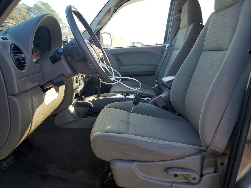 Photo 7 from auction – 2005 JEEP LIBERTY RE with VIN 1J4GL38K25W640867