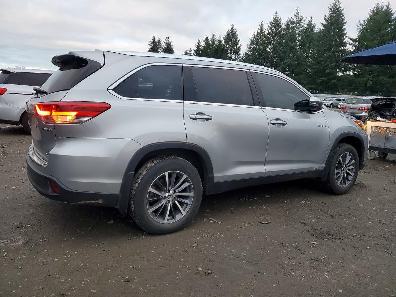 Photo 3 from auction – 2019 TOYOTA HIGHLANDER with VIN 5TDJGRFH5KS076489