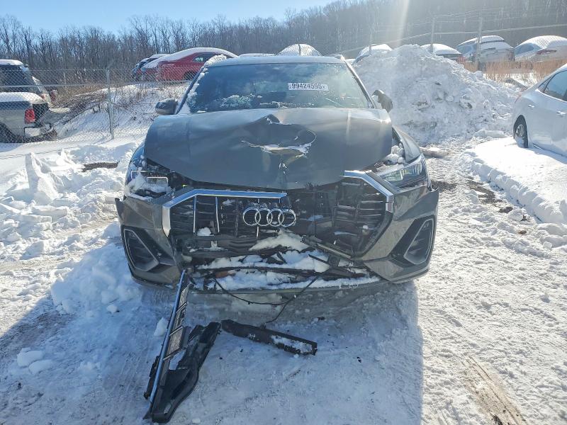 Photo 5 from auction – 2021 AUDI Q3 PREMIUM with VIN WA1DECF38M1122363