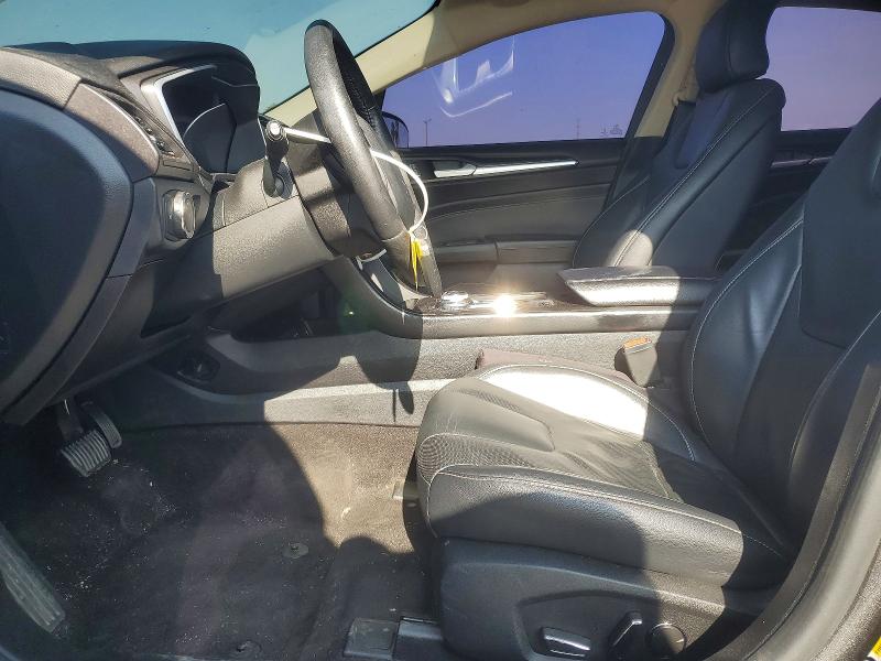 Photo 7 from auction – 2019 FORD FUSION with VIN 3FA6P0RU6KR167936