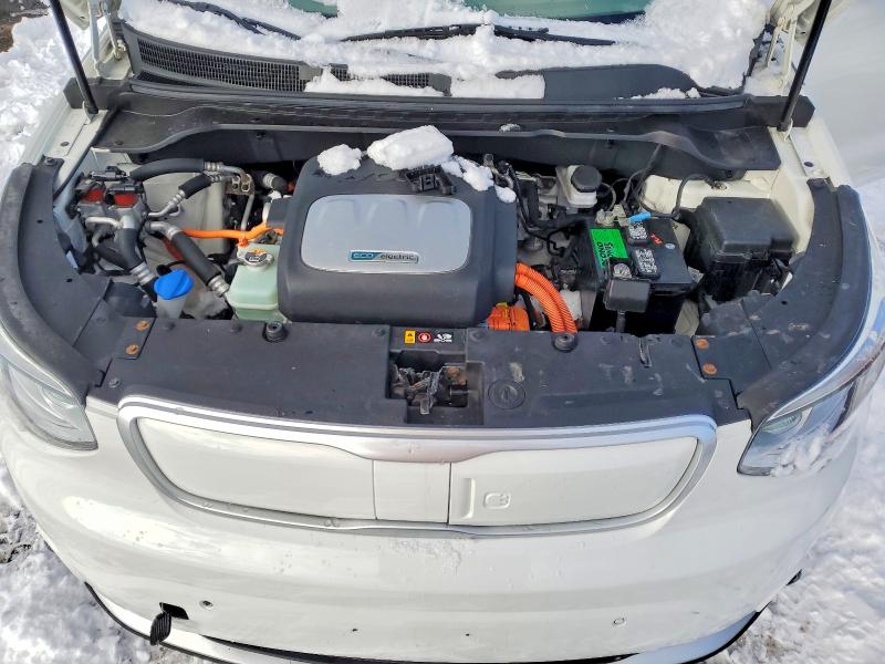 Photo 11 from auction – 2016 KIA SOUL EV + with VIN KNDJX3AEXG7007549