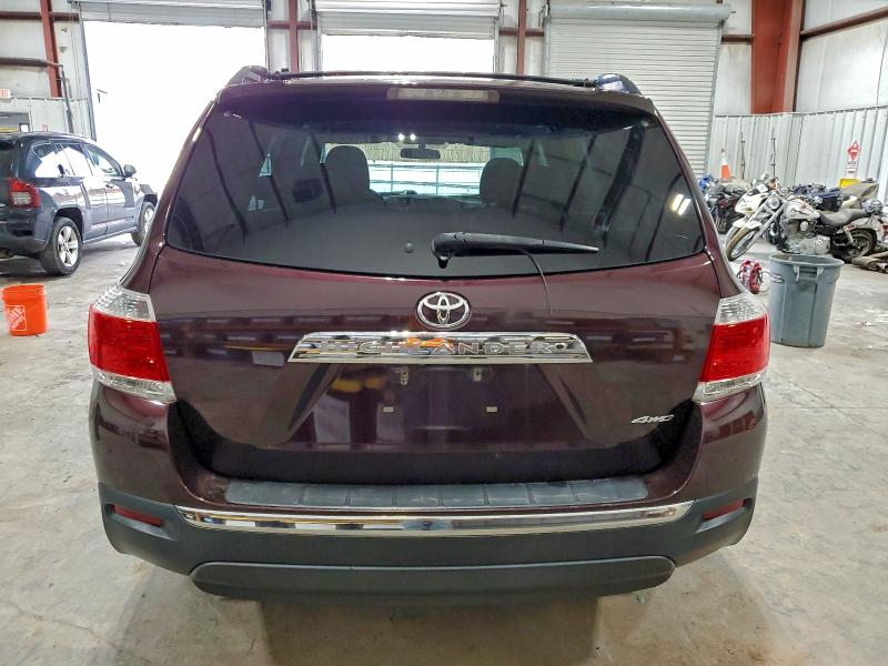 Photo 6 from auction – 2013 TOYOTA HIGHLANDER with VIN 5TDBK3EH2DS201002
