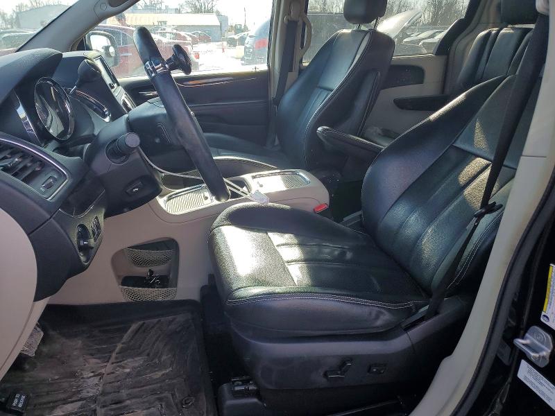 Photo 7 from auction – 2013 CHRYSLER TOWN & COU with VIN 2C4RC1CG5DR569371