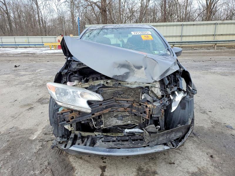 Photo 5 from auction – 2016 NISSAN VERSA NOTE with VIN 3N1CE2CP8GL352696