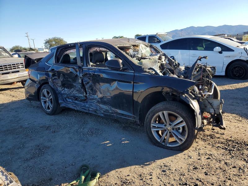 Photo 4 from auction – 2024 VOLKSWAGEN JETTA with VIN 3VWEM7BU2RM085787