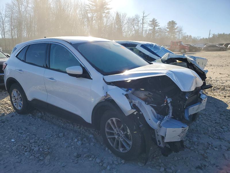 Photo 4 from auction – 2021 FORD ESCAPE SE with VIN 1FMCU0G65MUA68526