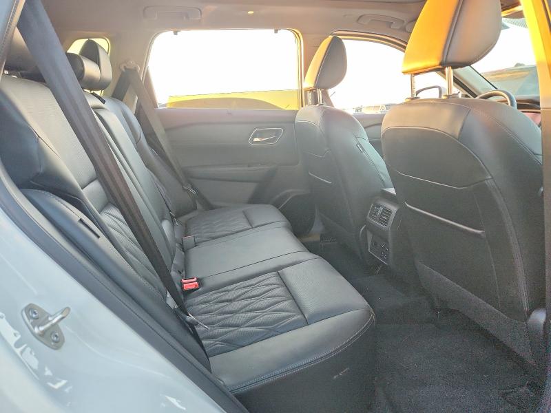 Photo 11 from auction – 2023 NISS ROGUE with VIN JN8BT3DC1PW104899