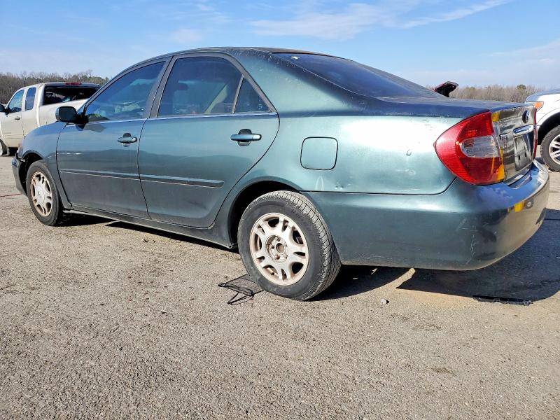 Photo 2 from auction – 2002 TOYOTA CAMRY LE with VIN JTDBE32K120008475