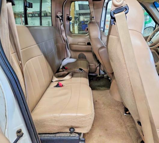 Photo 10 from auction – 1999 FORD F150 with VIN 1FTRX17L8XNB30873