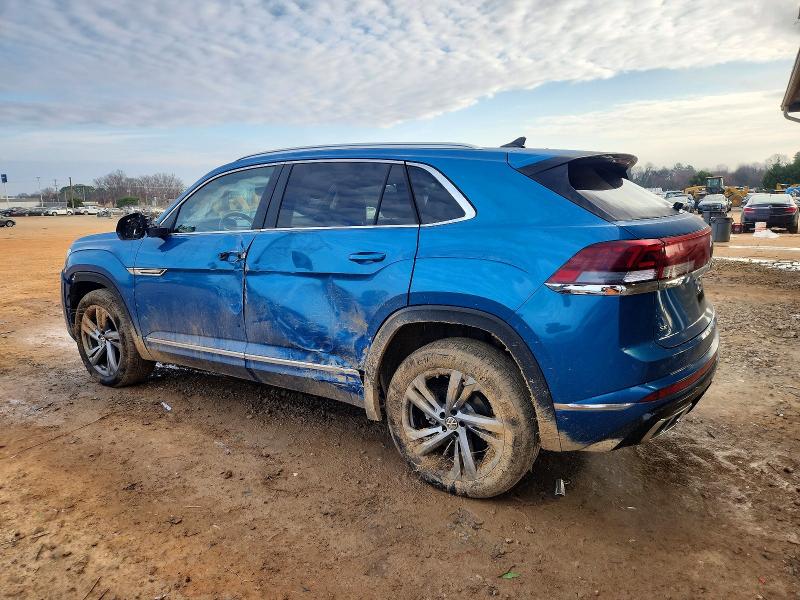 Photo 2 from auction – 2024 VOLKSWAGEN ATLAS CROS with VIN 1V2AE2CA1RC246717