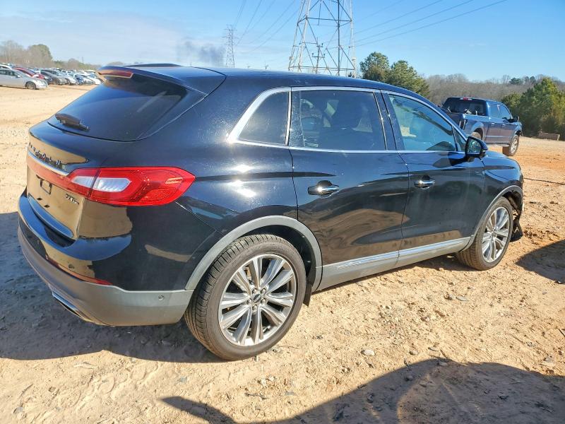 Photo 3 from auction – 2018 LINCOLN MKX RESERV with VIN 2LMPJ8LP6JBL34567