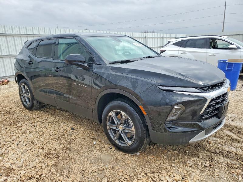 Photo 4 from auction – 2025 CHEVROLET BLAZER 2LT with VIN 3GNKBCR42SS260574