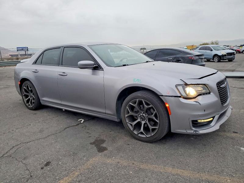 Photo 4 from auction – 2017 CHRYSLER 300 S with VIN 2C3CCABG9HH664779