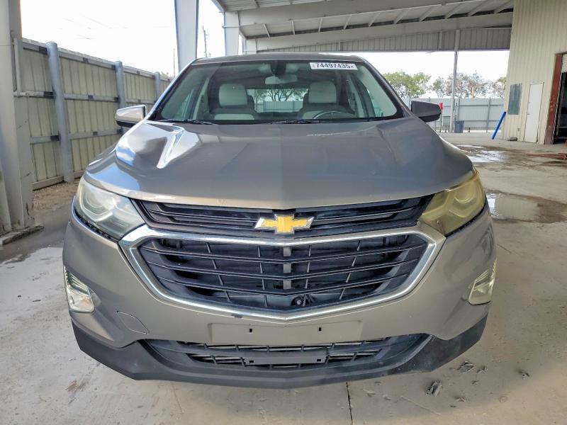 Photo 5 from auction – 2018 CHEVROLET EQUINOX LT with VIN 3GNAXKEX4JS510936