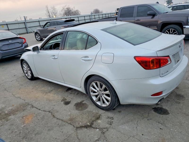 Photo 2 from auction – 2010 LEXUS IS 250 with VIN JTHBF5C28A5123887
