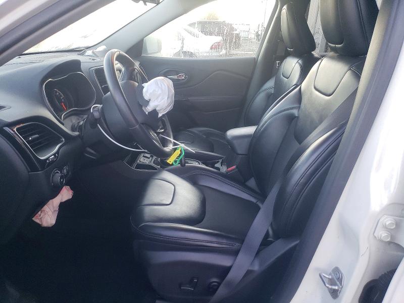 Photo 7 from auction – 2019 JEEP CHEROKEE L with VIN 1C4PJLLB2KD490320