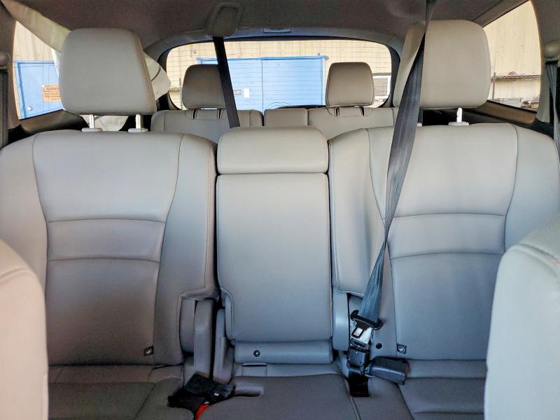 Photo 10 from auction – 2018 HONDA PILOT with VIN 5FNYF5H52JB009655