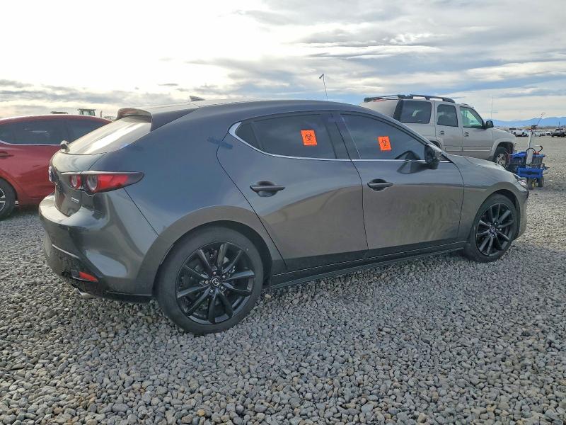 Photo 3 from auction – 2019 MAZDA 3 with VIN JM1BPBNM6K1142295