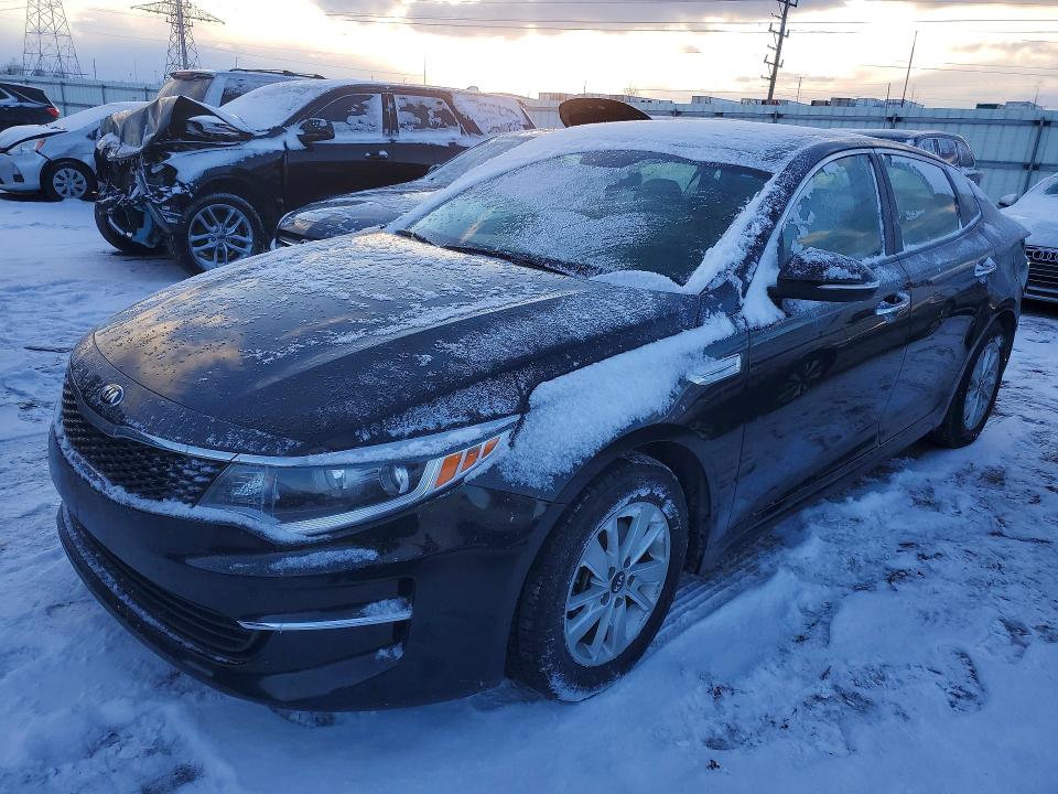 KIA OPTIMA 2018 with VIN 5XXGT4L34JG236136 - Photo from auction