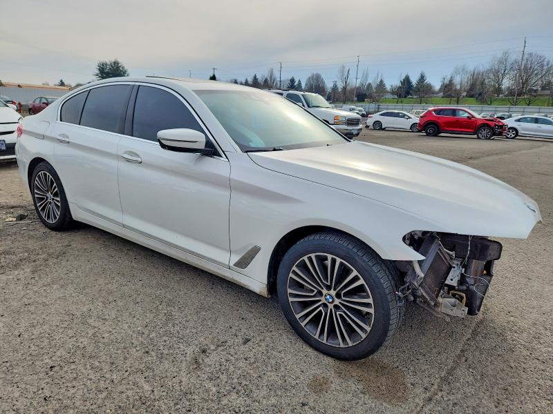 Photo 4 from auction – 2017 BMW 540 I with VIN WBAJE5C38HG913758
