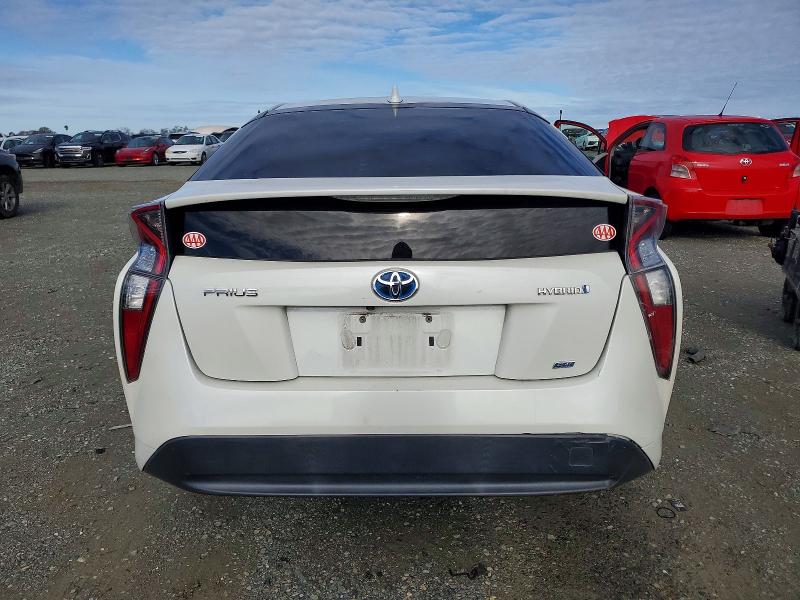 Photo 6 from auction – 2016 TOYOTA PRIUS with VIN JTDKARFU1G3525307