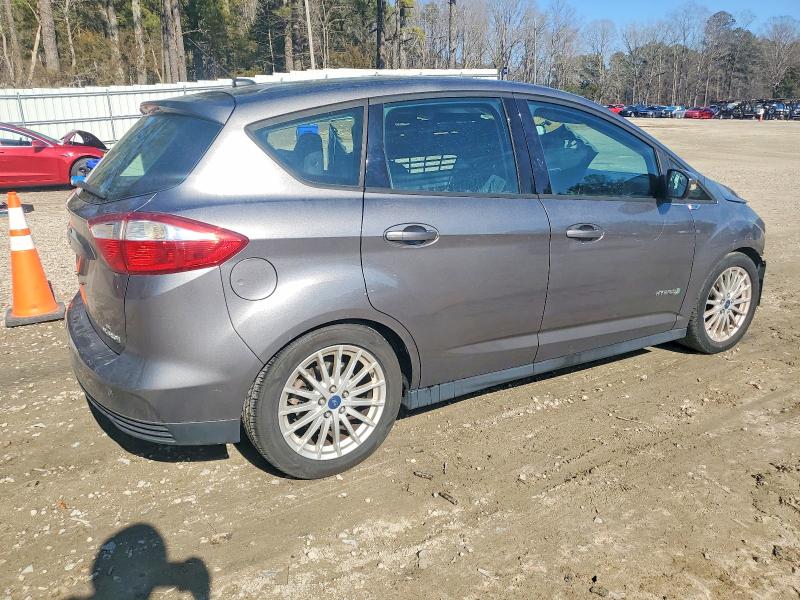 Photo 3 from auction – 2013 FORD C-MAX SE with VIN 1FADP5AU6DL546727