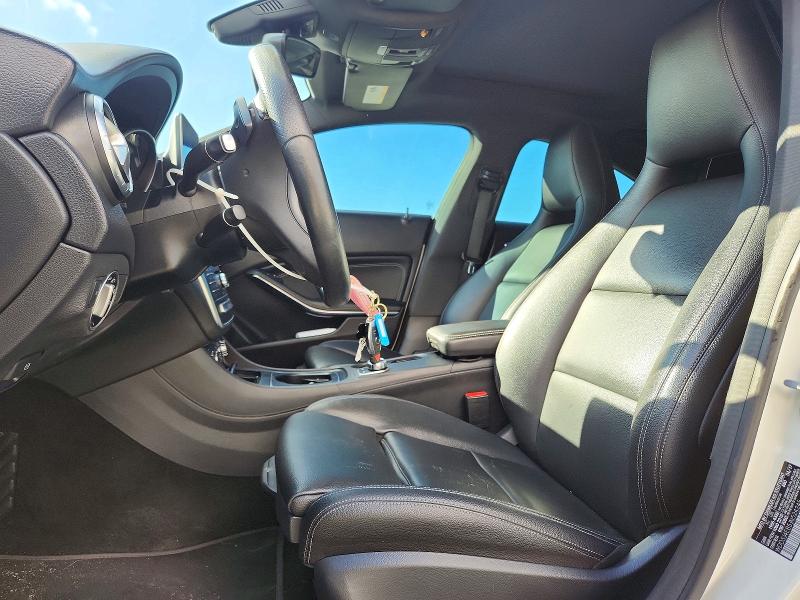 Photo 7 from auction – 2018 MERCEDES-BENZ CLA with VIN WDDSJ4EB5JN524245