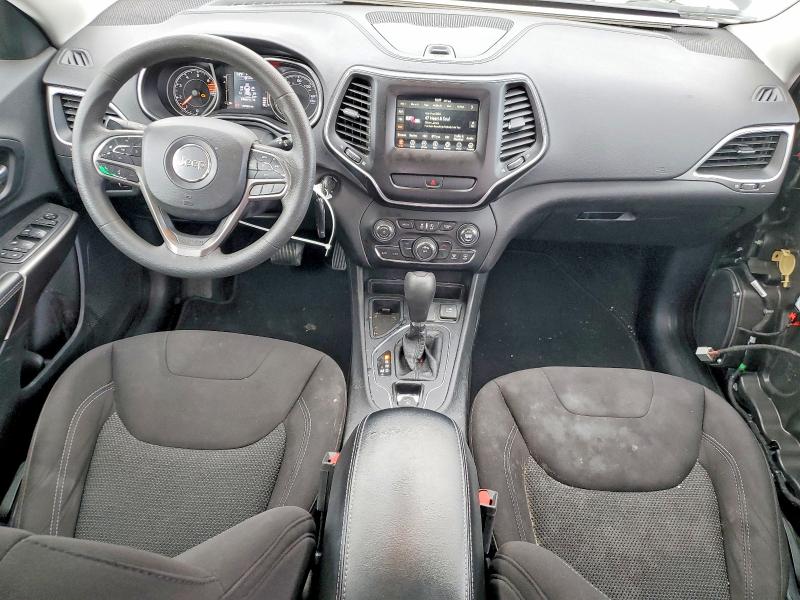 Photo 8 from auction – 2019 JEEP CHEROKEE L with VIN 1C4PJLCB2KD416377