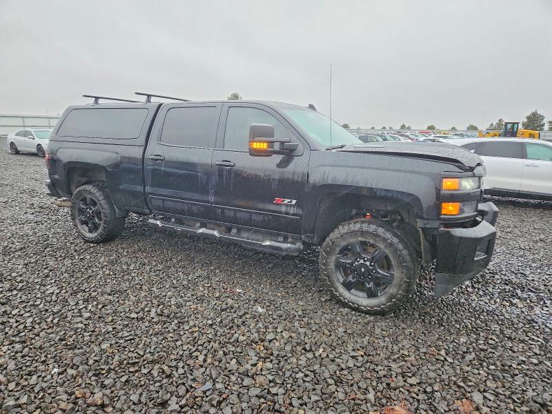Photo 4 from auction – 2017 CHEVROLET SILVERADO with VIN 1GC1KWEY1HF210423