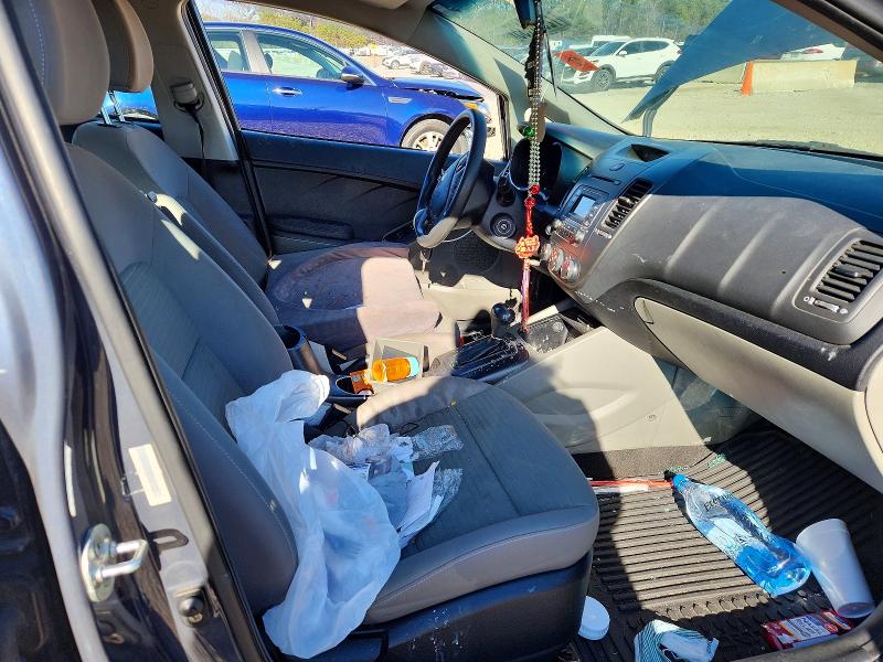 Photo 7 from auction – 2015 KIA FORTE LX with VIN KNAFX4A60F5271701