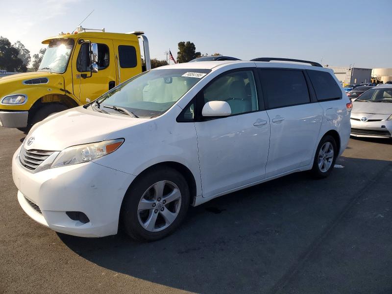 TOYOTA SIENNA LE 2014 with VIN 5TDKK3DC0ES414912 - Photo from auction