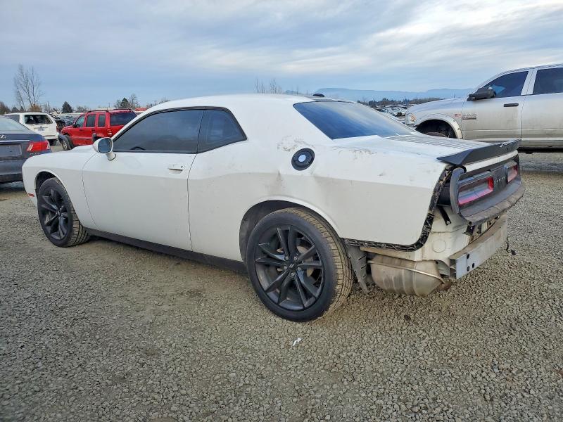 Photo 2 from auction – 2018 DODGE CHALLENGER with VIN 2C3CDZAGXJH153181