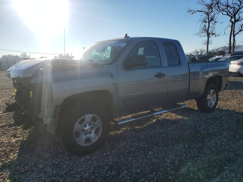 CHEVROLET SILVERADO 2007 with VIN 2GCEC19C771588476 - Photo from auction