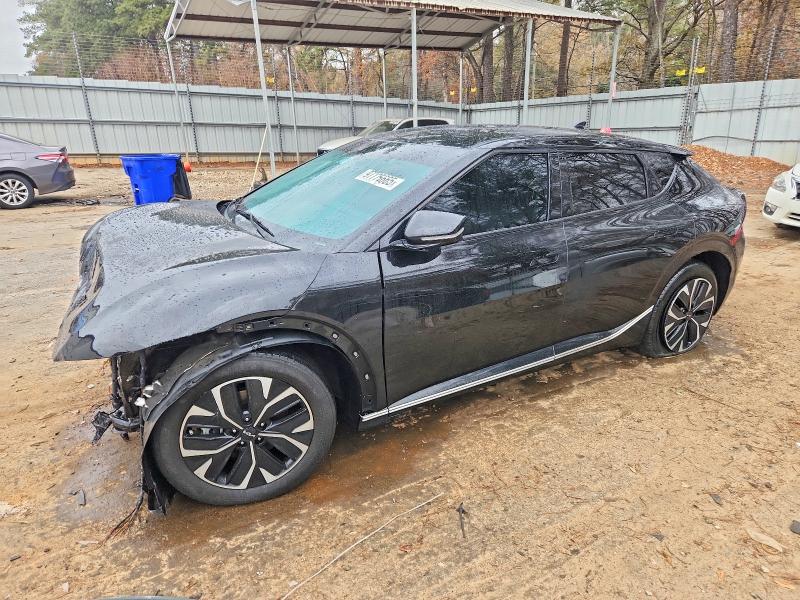 KIA EV6 LIGHT 2022 with VIN KNDC34LA0N5046020 - Photo from auction