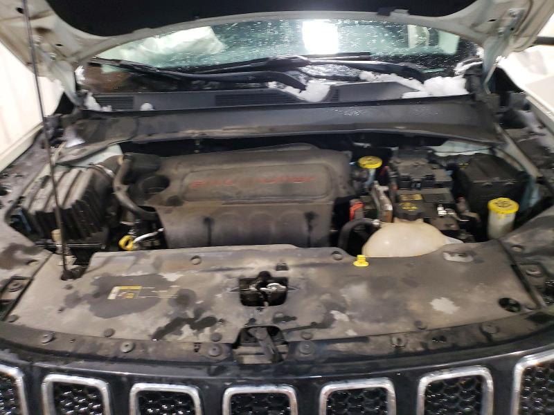 Photo 12 from auction – 2018 JEEP COMPASS with VIN 3C4NJCBB1JT503401