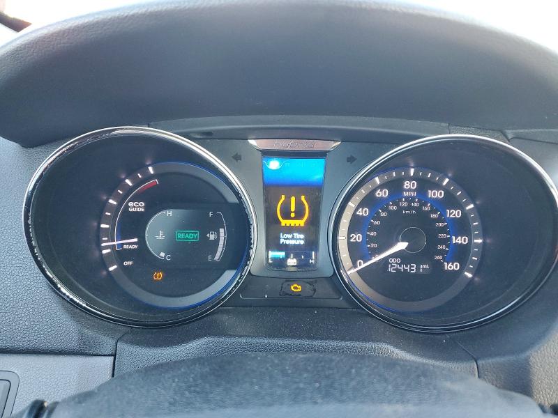 Photo 9 from auction – 2015 HYUNDAI SONATA HYB with VIN KMHEC4A44FA139178