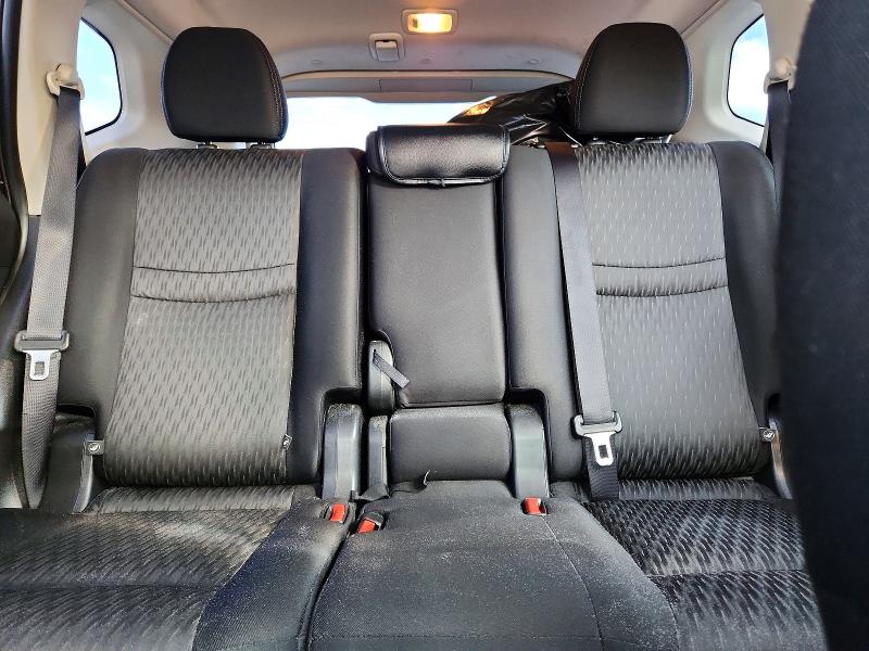 Photo 10 from auction – 2017 NISSAN ROGUE with VIN JN8AT2MT3HW384557