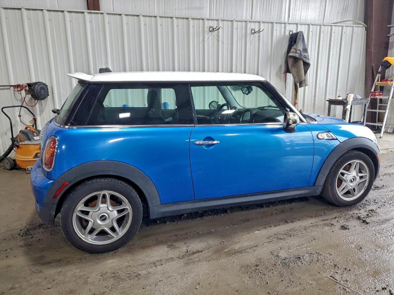 Photo 3 from auction – 2009 MINI COOPER S with VIN WMWMF73509TT97802