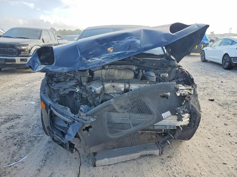 Photo 5 from auction – 2018 PORSCHE MACAN with VIN WP1AA2A53JLB18436