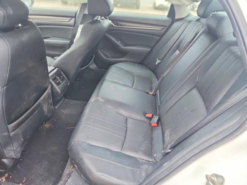 Photo 10 from auction – 2018 HONDA ACCORD EXL with VIN 1HGCV1F5XJA037089